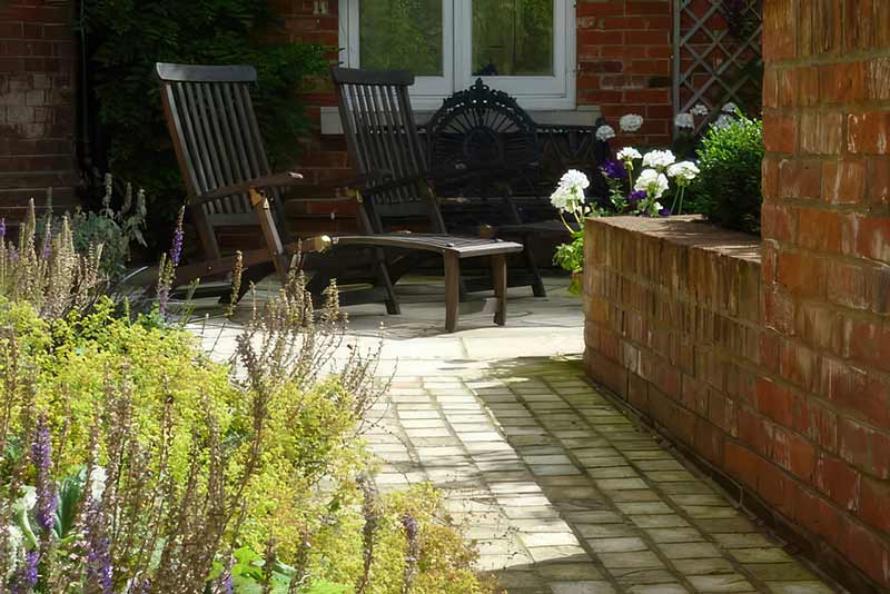 Landscope garden design - New London Road, Chelmsford